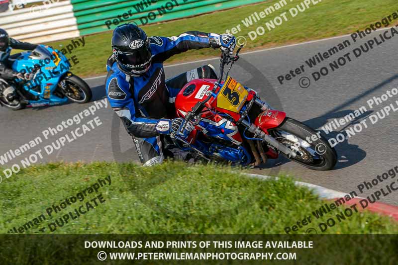 PJ Motorsport Photography 2018;enduro digital images;event digital images;eventdigitalimages;mallory park;mallory park photographs;mallory park trackday;mallory park trackday photographs;no limits trackdays;peter wileman photography;racing digital images;trackday digital images;trackday photos